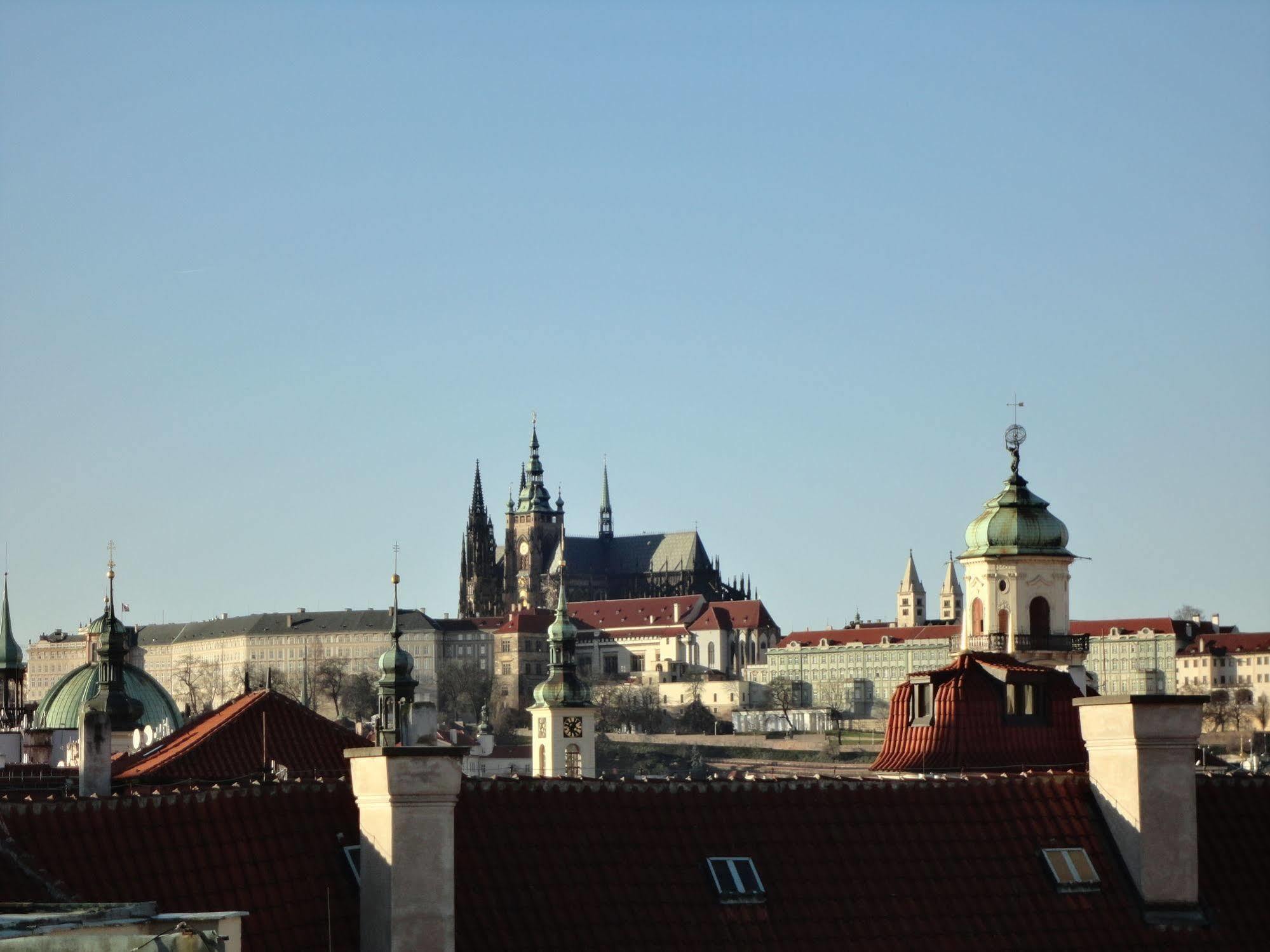 Pension Tara Prague Exterior photo